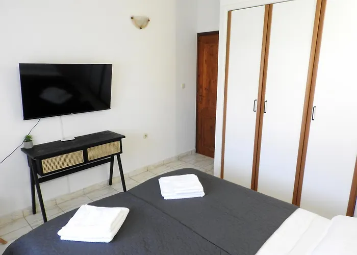 아파트 Ines- Stinjan 풀라